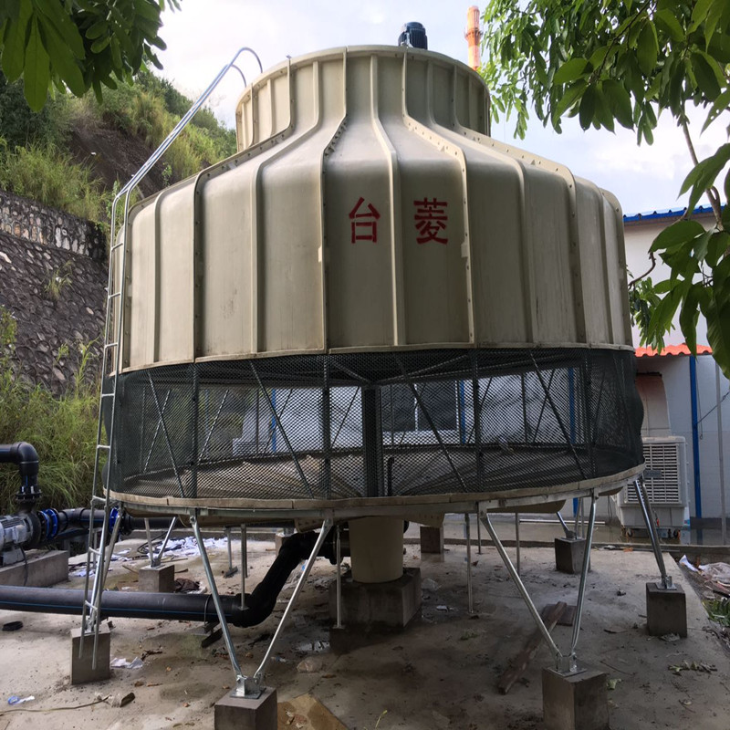 Chemische waterzuivering in de koeltoren